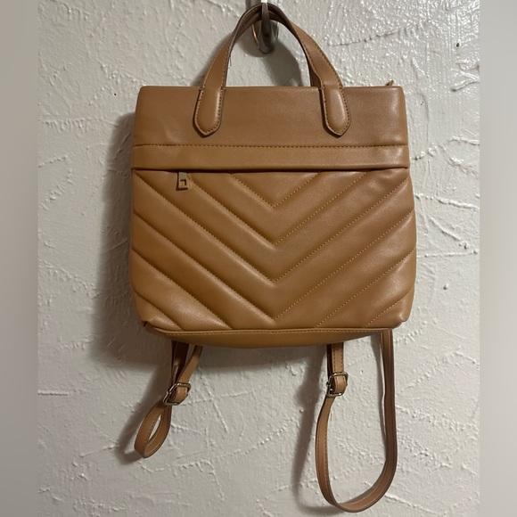 MINI BACKPACK/PURSE - Picture 1 of 7